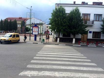 Citylight C in Nadvirna, 1,2x1,8  Majdan Secenka, muzej, gastronom Central'nij, pravoruc Photo 1