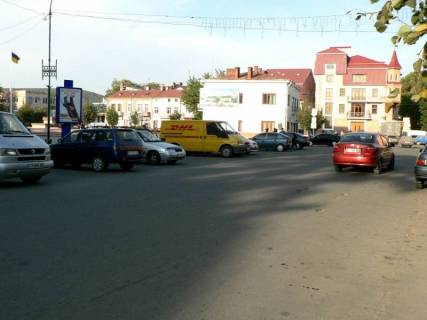 Citylight B in Nadvirna, 1,2x1,8  Majdan Secenka, TC Kvadrat, mag.Kamea, livoruc Photo 1