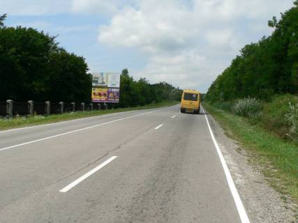 Billboard B in Nadvirna, 3x6  Trasa Ivano-Frankivs'k-Bogorodcani-Nadvirna, viizdi z Nadvirnoi na Bogorodcani, napramok ruhu na Ivano-Frankivs'k (verh) Photo 1