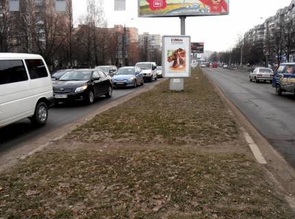 Billboard A in Lutsk av.Sobornosti, rozdilova smuga vid TK "Avers" do gipermarketu "Tam Tam" (porad kafe "Avers", "Hurma") Photo 1
