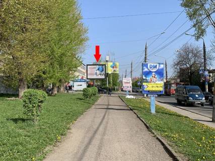 Billboard B in Chernivtsi Siti-bord st.Golovna 204 (vugol st.Entuziastiv) Photo 1