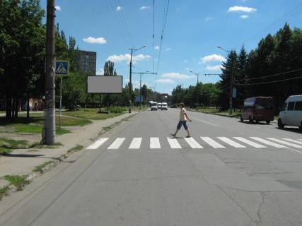 Billboard B in Krivy Rig mkn-n 4-j Zaricnijj, 8 zupinka "Skola milicii", naramok ruhu do  st. Elektrozavods'koi Photo 1