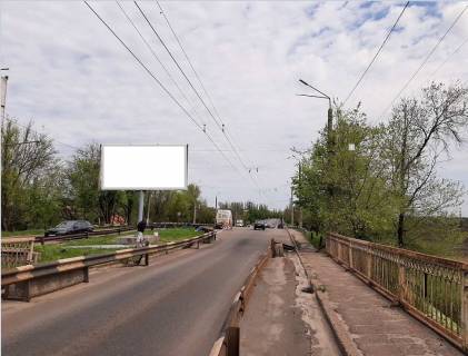 Billboard B in Krivy Rig Kolacevs'kogo st., rozdiluvac mist, napravlenna na 17 kvartal N'̱U!!! Photo 1