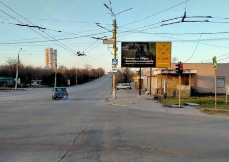 Billboard A in Krivy Rig  st. S.Kolacevs'kogo 23-go Lutogo,32, zup. Surikova, napramok ruhu do 17 kv v pivncni rajoni mista Photo 1