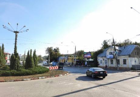 Video Billboard A in Chernivtsi Korsunskaa st., 1, (razresenie 480h336) - 399099 Photo 1