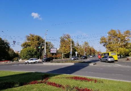 Video Billboard A in Odessa 10-go Aprela pl., dendropark Pobedy - 381912 Photo 1