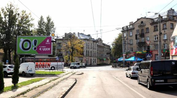 Prismatron, Prism A in Lviv, Призматрон 3х6  Perehresta st. Gorodoc'koi ta Kul'parkivs'koi (TC <<SKRINA>>) - 246799 Photo 1