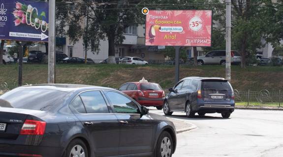 Billboard A in Kyiv, Щит 3x6  Levka Luk'anenka (Marsala Timosenka) st. 13a Photo 1