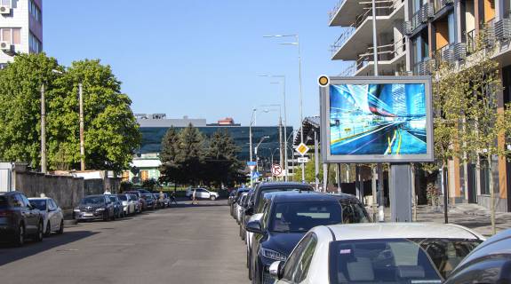 Backlight A in Kyiv, Беклайт 2.3х3.14  Dzona Makkejna (Ivana Kudri) st. 3 Photo 1