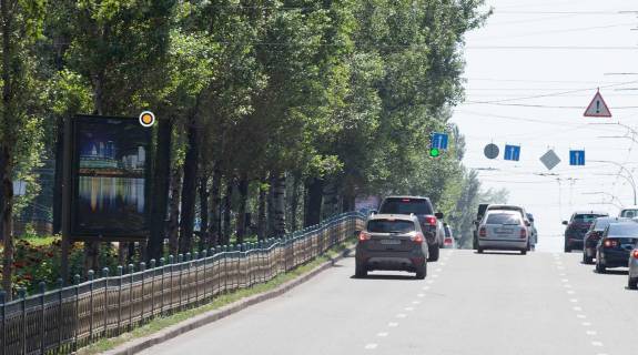 Citylight A in Kyiv, Сітілайт 1.2х1.8  Lesi Ukrainki bul'v.(rozdil'nik) Photo 1