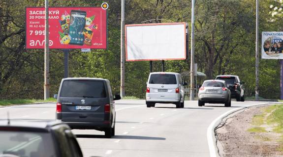 Billboard B in Koncha-Zaspa, Щит 3x6  Stolicne sose, 750m vid supermarketa "Velika Kisena", v Kiiv Photo 1