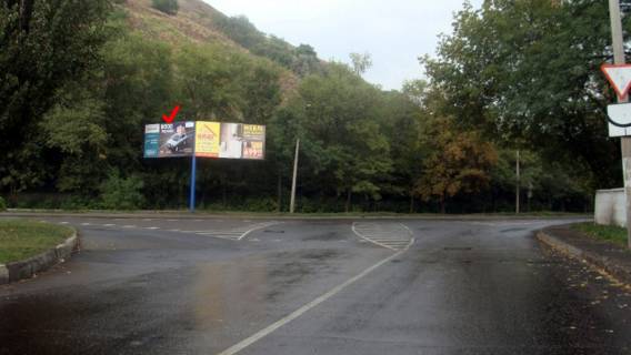 Billboard B in Donetsk Pavsih Kommunarov av. - st. Elevatornaa Photo 1