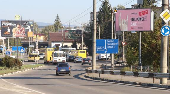 Billboard A in Chernivtsi, Щит 3x6  Gagarina st., transportne kil'ce, do st. Hotins'koi Photo 1