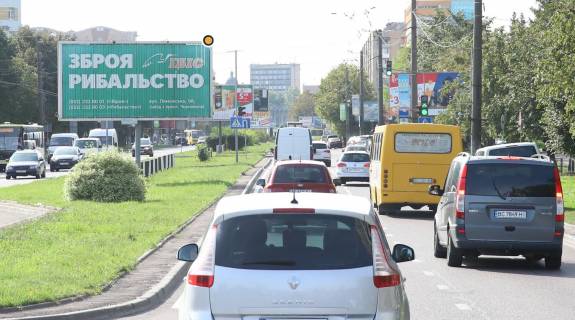 Prismatron, Prism A in Lviv Cernovola V. av. / Panca st., v centr, Arsen, TC Intersiti, Leopart park razvlecenij - 239561 Photo 1
