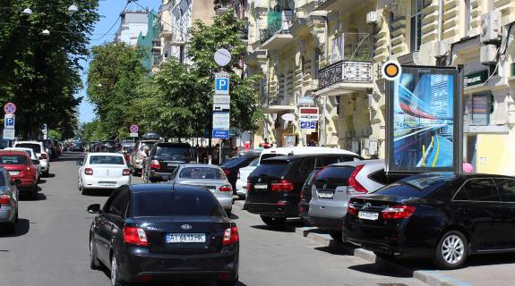 Citylight A in Kyiv, Сітілайт 1.2х1.8  Evgena Cikalenka (Puskins'ka) st. 45/2 Photo 1