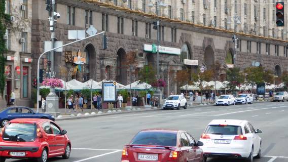 Citylight B in Kyiv, Сітілайт 1.2х1.8  Hresatik st., 28/2 Photo 1