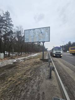 Billboard B in Kyiv, Щит 3x6  Borispil'ske sose, 20km 500m, 49-50 stovp na rozdil'niku, sit3, v Kiiv Photo 1