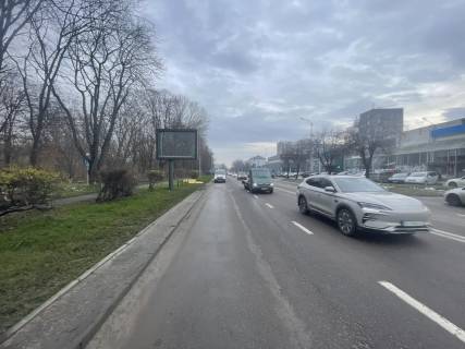 Backlight B in Lviv, Беклайт 2.3х3.14  Липинського вул., навпроти буд. 36, парна сторона, до центру Photo 1