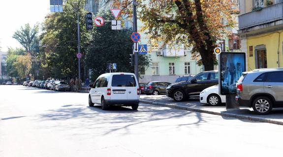 Citylight A in Kyiv, 1.2х1.8  Luterans'ka st. 24 Photo 1
