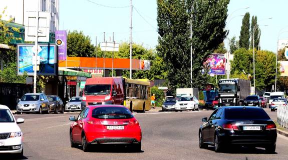 Backlight B in Kyiv, Беклайт 2.3х3.14  Mezigirs'ka st. 85, bila AZS Photo 1