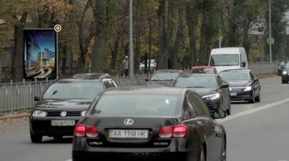 Citylight B in Kyiv, Сітілайт 1.2х1.8  Rusanivs'ka naberezna, 20 Photo 1