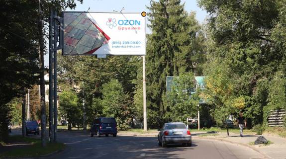 Billboard B in Lviv, 3x6  Zelena st., 99, v centr Photo 1