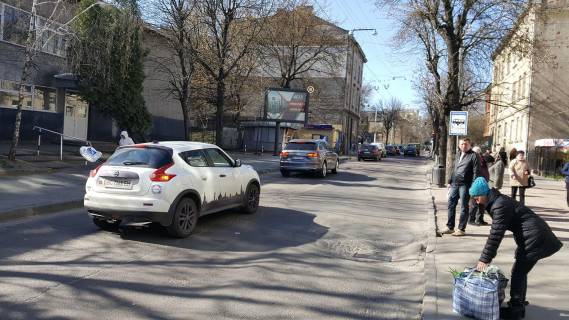 Billboard A in Lviv, борд  Geroiv UPA st.,35 / Lipneva pl., vid centru Photo 1
