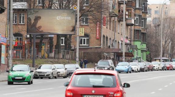 Billboard B in Kyiv, Щит 3x6  Vasil'kivs'ka st., 13 Photo 1