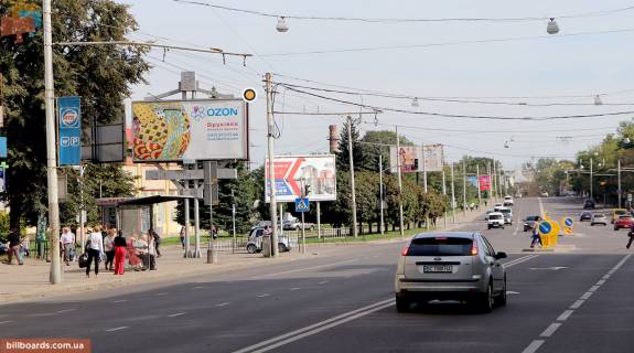 Billboard B in Lviv, Щит 3x6  Lubins'ka st. / Avornic'kogo st., v centr Photo 1