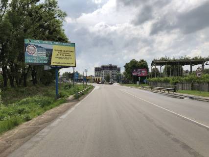 Billboard B in Vishnev, 3х6  St. Vaceslava Cornovola , pered AZS "KLO" Photo 1
