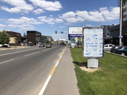 Citylight A in Kryukivshchyna, 1,2х1,8м  st. Vasilia Stusa , ZK Pionerskij, naprotiv ZK Akvareli 2, svetofor Photo 1