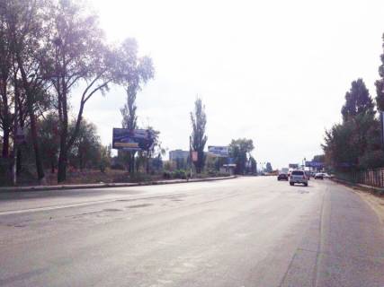 Billboard B in Vishnev, 3x6  st.Kiivs'ka, bila perehresta z st.Svatosins'kou, napravlenna na Boarku Photo 1