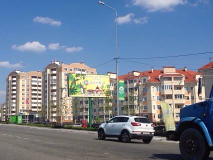 Billboard A in Svyatopetrivske, 3x6  naprotiv Petrovskogo Kvartala, vozle svetoforov i ostanovki Photo 1
