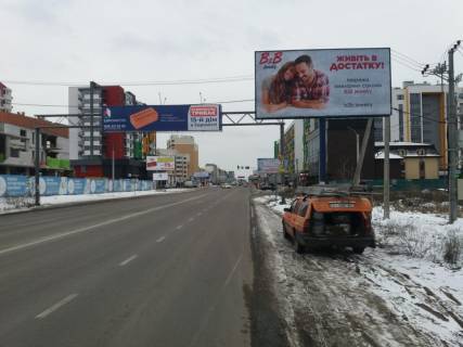 Billboard A in Vishnev, 3x6  st.V.Stusa, pered ZK Pioners'kij Kvartal, napravlenna na Krukivsinu Photo 1