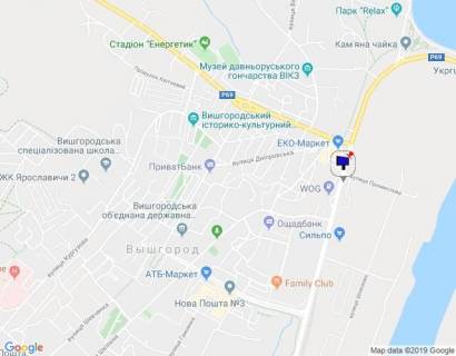 Billboard B in Vishgorod m. Visgorod, st. Naberezna, povorot na st. Promislova, bila zavodu ZBMK, za 75m do AZS WOG scheme