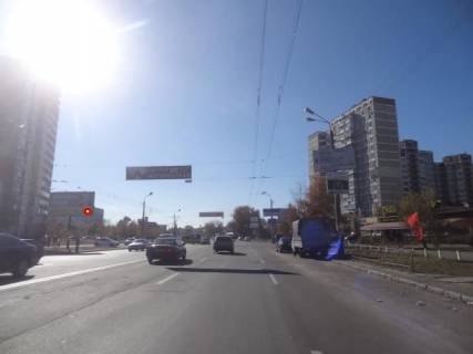 Billboard B in Kyiv, 6х3  Cervonoi Kalini ( Maakovs'kogo ) av., 5 v centr Photo 1