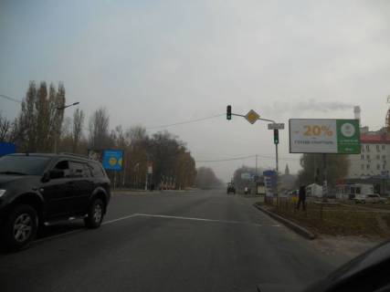 Billboard A in Brovary, 6х3  m.Brovari, st.A. Mudrogo, 88,(svitlofor, ATB peretin z st.Grusevs'kogo, park peremogi) Photo 1