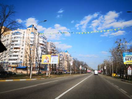 Billboard B in Bucha, 6х3  trasa Kiiv-Kovel', st. Nove-sose, perehresta s st. B. Hmel'nic'kogo Photo 1