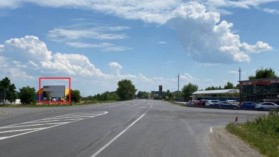 Billboard B in Uzhgorod, 3х6  st. Urozajna (Vizd na najbil'sij recovij rinok"Krasnodonciv",Avtosalon "Mitsubisi", "Tojota" servis, TIR- servis, tri AZS"SHELL","Market","BROM".V'izd na na mitnij post "Zakarpatta" ta mitnij sklad m. Uzgoroda. V'izd na avto-recovij rinok Photo 1