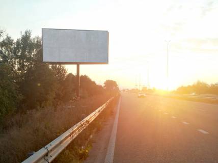 Billboard B in Berezivka (Kiev region), 3х6  trasa M-06 Kiiv-Cop, s. Berezivka(napramok Kiiv-Zitomir, viizd z Kieva) Photo 1