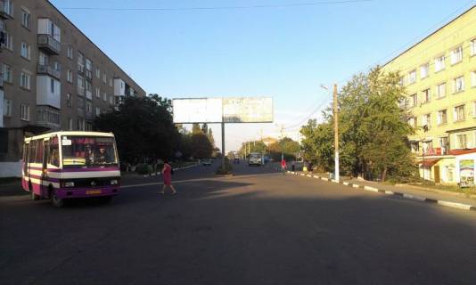 Billboard B in Podilsk (Kotovsk) pr-kt Pobedy na razdelitel'noj polose naprotiv kotel'noj Photo 1