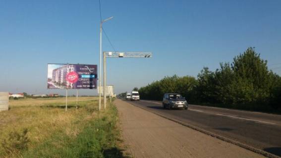 Billboard B in Odessa, 3x6  r-n"2stolba", vyezd na Kucurgan, Razdel'nuu, Veliko-Mihajlovku,Frunzovku Photo 1