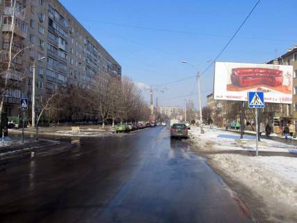 Billboard A in Chornomorsk (Illichivsk), А  Oleksandrijs'ka (rinok Vecirnij) Photo 1