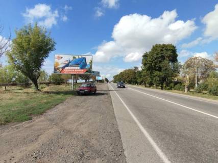 Billboard B in Odessa trasi, Б  Одеса - Рені транспорт прямує в м. Маяки (1 км від 2х стовпів) Photo 1