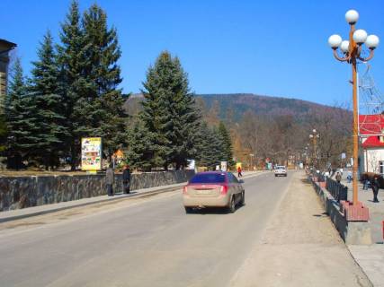 Citylight B in Yaremche, 1,2x1,8  Trasa N-09 Mukacevo-L'viv, Svobodi, kafe-rest. Turist, Budinok kul'turi, napramok ruhu na Ivano-Frankivs'k Photo 1