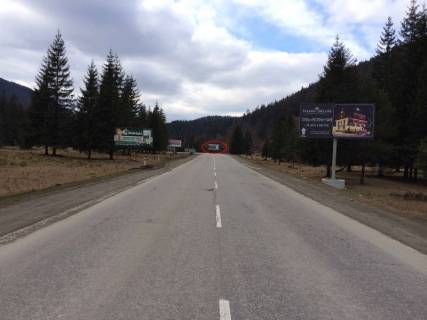 Billboard A in Tatariv, 3x6  Trasa N-09 Mukacevo-L'viv, viizd z sela, napramok ruhu na Bukovel' Photo 1