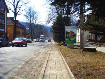 Citylight A in Yaremche, 1,2x1,8  Trasa N-09 Mukacevo-L'viv, Svobodi-Rudneva, Gastronom Aremce, kafe Kolomijka, Zatisok, napramok ruhu na Bukovel' Photo 1