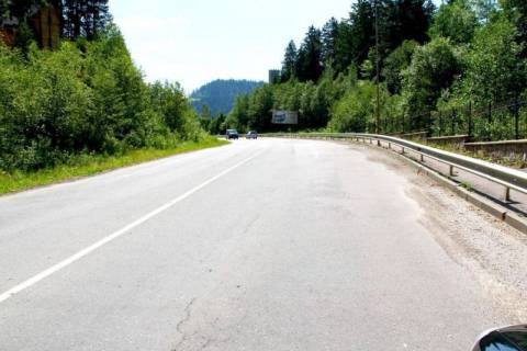 Billboard A in Yaremche, 3x6  Trasa N-09 Mukacevo-L'viv, viizd z mista v storonu Bukovela, sanatorij "Aremce", goleli Velland, Fortuna, Pans'ka hata, napramok ruhu na Bukovel' Photo 1