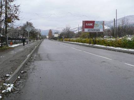 Billboard A in Yaremche, 3x6  Trasa N-09 Mukacevo-L'viv, centr mista, Svobodi, AZS UkrNafta, avtovokzal,  napramok ruhu na Ivano-Frankivs'k Photo 1