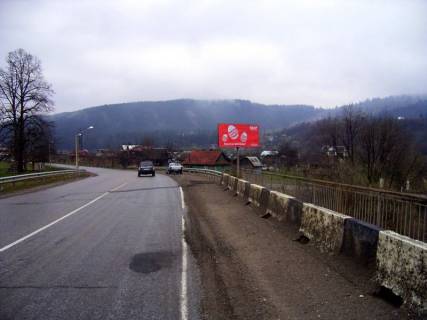 Billboard A in Mykulychyn, 3x6  Trasa N-09 Mukacevo-L'viv, 300 m pered gotelem Gerdan, viizd z selisa, napramok ruhu na Ivano-Frankivs'k Photo 1